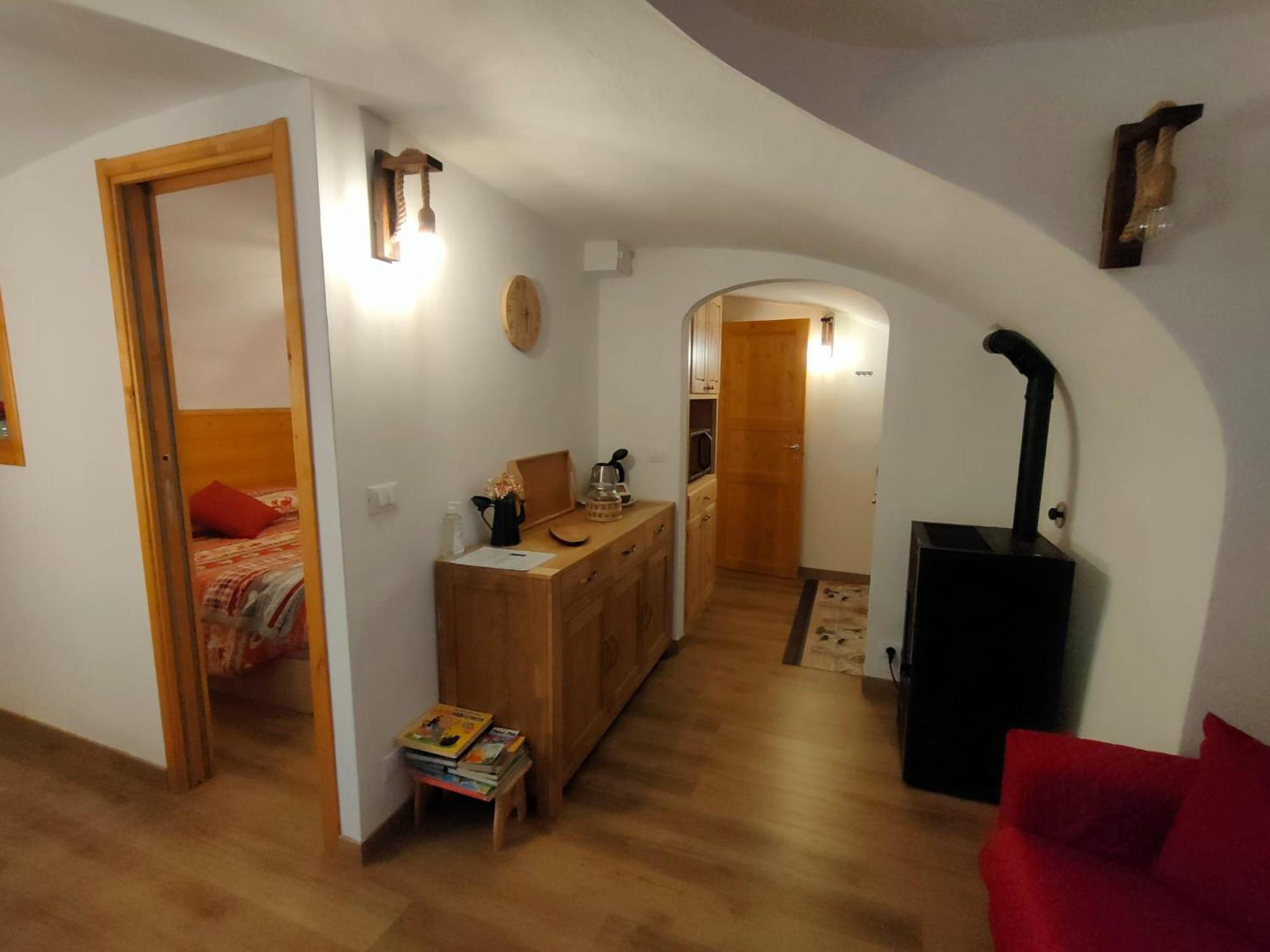 Apartment In Centro Con Giardino Sampeire